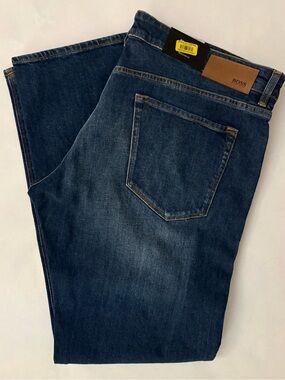 BOSS Men's Dark Blue Denim Jeans in Maine Size W40/L32 Regular Fit